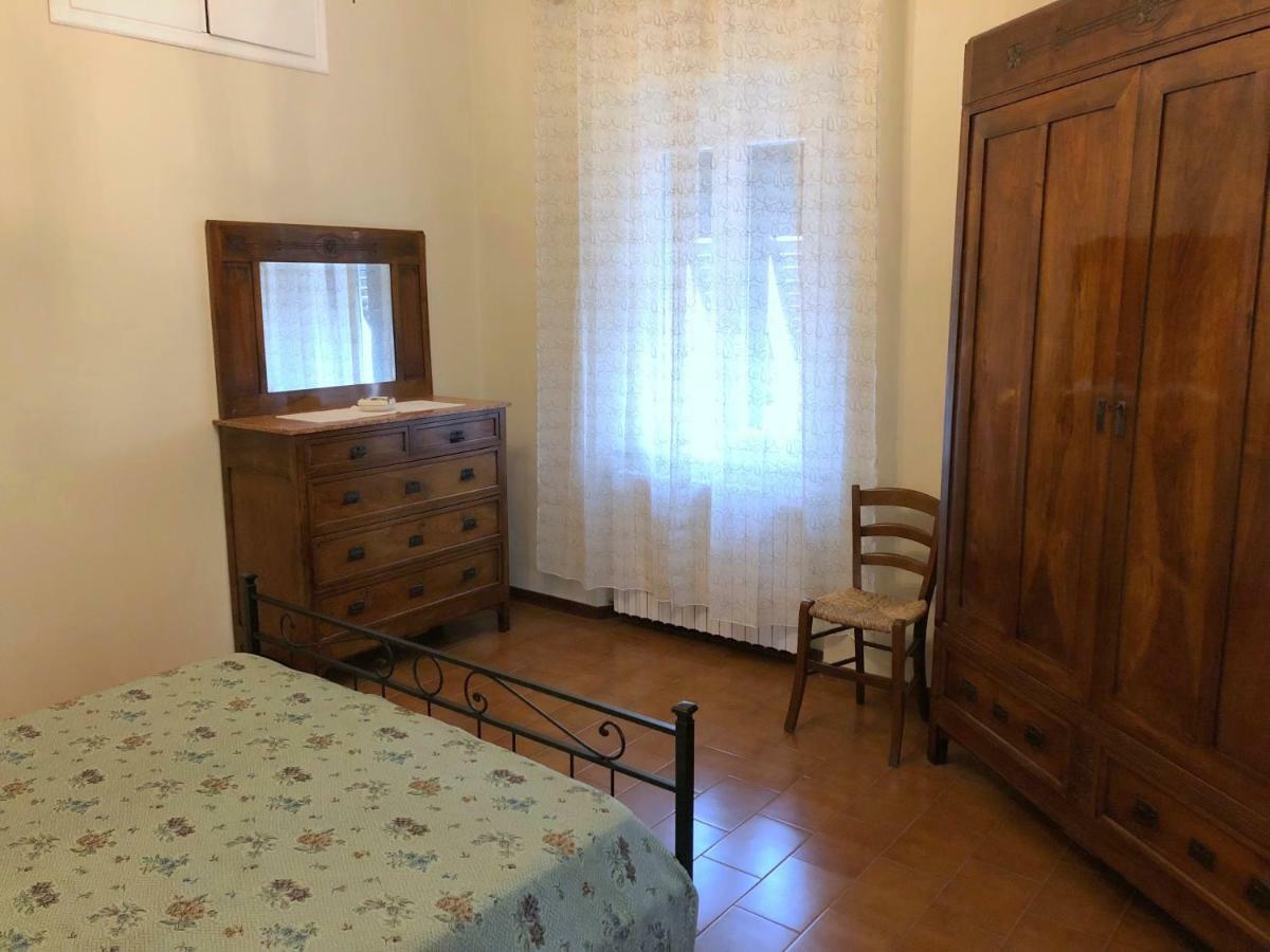 Casa Vacanza Ilia Pescia Exteriör bild