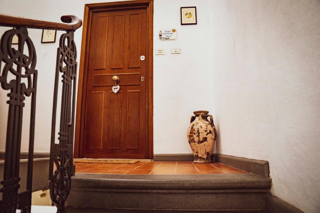Casa Vacanza Ilia Pescia Exteriör bild